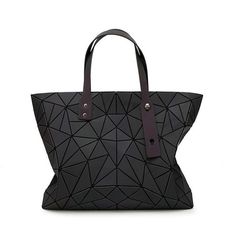 This Geometric Tote Bag is well organized inside, perfect for everyday companions. A unique purse and handbags, geometric debris quilted, soft & feel good to touch. This Modern Geometric Bag design makes the bag look perfect & stylish, simple but elegant, you can change it into different shapes , it can be any fashion shape bag you like! It is a functional and stylish bag! The Artistic Geometric Bag plaid looks stylish and luxurious, and this iridescent handbag will be luminous in the light, it Handbags Collection, Triangle Bag, Quilted Shoulder Bag, Unique Gifts For Mom, Bag Women Fashion, Unique Purses, Mobile Phone Bag, Bag Design, Stylish Bag