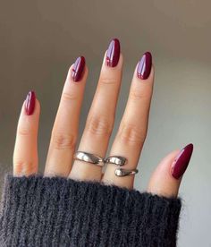 51 Stunning Fall Nail Designs That Will Inspire Your Next Manicure Burgundy Acrylic Nails, Acrylic Nails Stiletto, Wine Nails, October Nails, Burgundy Nails, Almond Nail, Beach Nails