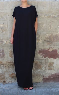 Enjoy the new extraordinary model for the Summer 2015 - made from light,soft viscose and Black Neoprene tape on the back , this model gives Great Gatsby Outfits, Oversized Dress, Caftan Dress, Long Black Dress, Dresses By Length, 가을 패션, Style Maxi Dress, Long Black, Women's Dresses