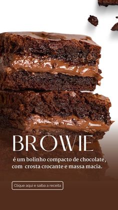 chocolate brownies stacked on top of each other with the words browne written in spanish