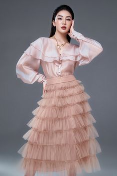 Puffy Sleeves Shirt, Button Up Shirt Women, Gentle Feminine, Long Puffy Sleeves, Layered Ruffle Skirt, Office Blouse, Organza Shirt, Mean Blvd, Tulle Midi Skirt