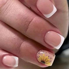 Fall French Tip Acrylic Nails, Yellow Nails Design, Sunflower Nails, Press On Nails Short, Acrylic Nail Kit, Nagel Tips, Coffin Press On Nails, Nail Art Kit, Acrylic Nail Art