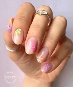 Pastel Nails Easter, Lotus Nail Art, Egg Nails, Painted Daisies, Manicure Tutorials, Neon Pastel, Nail Trend, Shellac Nails