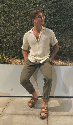 Vacation Outfits Men, Beach Outfit Men, Outfits For Mexico, Mens Summer Outfits, Classy Outfits Men, Mens Casual Outfits Summer, Europe Outfits, Italy Outfits, Mens Casual Dress Outfits