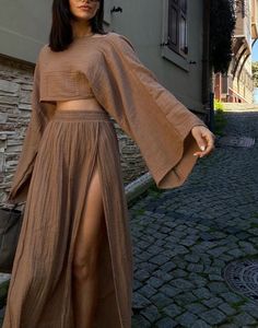 Moody Boho Outfits, Ethereal Aesthetic Fashion Casual, Earth Tone Outfits Aesthetic, Dresses By Style, Fashion Top Outfits, Casual Day Outfits, Quick Outfits, Look Older