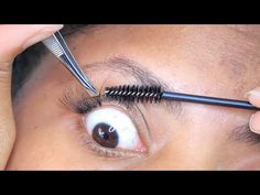 How To Do Your Own Individual Lashes, How To Do Individual Lashes, Lash Extensions Diy, Diy Eye Lash Extensions, Diy Individual Lashes, Individual False Lashes, Single Lash Extensions, Makeup For Small Eyes, Flared Lashes