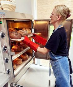 RackMaster RM2020 Electric Brick Bread Oven Masonry Rock Wool Insulation, Bakery Equipment, Commercial Ovens, Stone Oven, Bread Oven, Wool Insulation, Lake Lure, Heat Energy, Large Oven