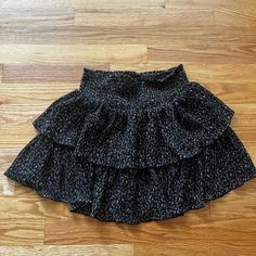 Perfect Condition Never Worn Floral Ruffle Skirt, Skirts Floral, Forever 21 Skirt, Green Mini Skirt, Bow Detail Dress, Forever 21 Skirts, Plaid Mini Skirt, Spring Jackets, Black Mini Skirt