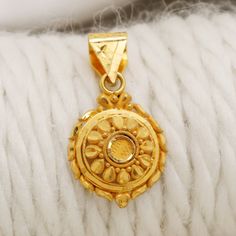 Please click -- Learn more about this item -- below for a full description 22k gold pendant handmade jewelry made in India weight is 2.55 grams approx. length is 2.8 centimeter approx. width is 1.6 centimeter approx. Lovely Ring, Lovely Earrings, 22k Gold, Gold Pendant, Locket, Jewelry Necklace Pendant, Handmade Jewelry, Handmade Items, Accessory Gift