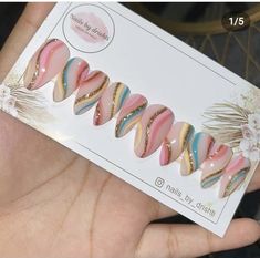 Press On Nail Designs Nailart, Press Ons Nails Design, Advance Nail Art Design, Simple Press On Nails, Press On Nail Designs, Pinky Nail, Emoji Nails, Nail Art Wheel, Diy Nails Easy