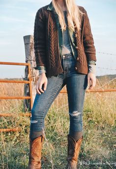 Rodeo Boots Women Outfit, Ankle-high Boots For Rodeo In Spring, Cowboy Boot Outfits With Jeans, Women’s Cowboy Boots With Jeans, Western Ankle-high Boots For Spring, Jeans And Cowboy Boots Outfit, Western Style Knee-high Boots For Spring, Cowboy Boots Outfit Fall, Jeans Boots Outfit