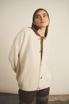 You know our iconic Edward, its little brother Frederic and now introducing the sister Carole. With the same round neck and fine English rib in 100% cashmere and excellent cardigan style, this will be the perfect staple for your wardrobe. Wear it over your cashmere silk tops to keep you warm or on its own paired with your favourite denim jeans for that classic look. White Fine Knit Cashmere Cardigan, Ribbed Merino Wool Cardigan, White Cashmere Everyday Sweater, Casual White Cashmere Cardigan, White Cashmere Cardigan With Ribbed Cuffs, Silk Tops, Stole Scarf, Cardigan Style, Sleeveless Cardigan