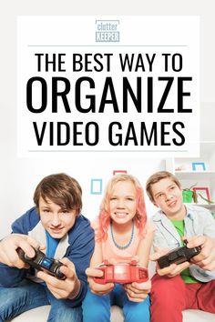 Feeling overwhelmed by all of your movies and video games? Learn everything you need to know for organizing DVDs and video games with these great ideas to maximize your DVD storage. #ClutterKeeper Organizing Dvds, Kitchen Declutter Organizing Ideas, Closet Room Organizer, Small House Organization, Calm Home