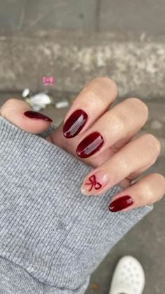 #nailaesthetic #nailartideas Shirt Elegant Nails, Nail Inspiration Short Almond, Short Aesthetic Almond Nails, Asian Gel Nail Designs, Simple Short Square Nail Ideas, Short Nails Design Red, Graduation Nails 2024, Nail Inspo Round Short, Short Nail Ideas Spring 2024