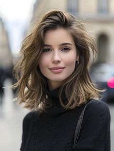 Medium Hairstyles Perfect for Thick Hair – Get Inspired Brunette With Blonde Highlights, Trendy Bob Hairstyles, Womens Haircuts Medium, Layered Bobs, Summer Haircuts, Air Dry Hair, Medium Hairstyles, Bob Haircuts For Women, Long Bob Hairstyles