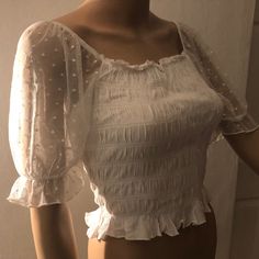 White Summer Light Weight Stretchy Crop Top With Medium Lace Puffy Sleeves, Size M (Stretchy, Can Fit Xs And S Too - As Seen In Image), New Cute Fitted White Blouse, White Fitted Cute Blouse, White Feminine Crop Top With Puff Sleeves, Peach Crop Top, Pink Lace Crop Top, Stretchy Crop Tops, Black Lace Crop Top, Crop Top Tees, Summer Crop Tops