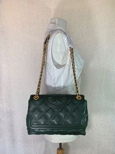 Elegant Green Double Flap Bag, Elegant Green Bag With Double Flap, Luxury Green Double Flap Bag, Designer Green Double Flap Bag, Green Double Flap Evening Bag, Green Leather Double Flap Bag, Luxury Green Shoulder Bag, Luxury Green Shoulder Bag For Travel, Classic Green Shoulder Bag With Magnetic Closure