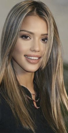 Brown Highlights On Light Brown Hair, Blonde Highlights In Dark Brown Hair, Brunette To Blonde Transition, 2000s Hair Color, Jessica Alba Highlights, Jessica Alba Blonde, Dark Brown Hair Blonde Highlights, Jessica Alba Hair Color, Dark Brown Hair With Highlights