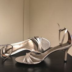 Ann Taylor Never Worn Silver/ Platinum High Heels. Aesthetic Shoes, Formal Wear, Shoes Women Heels, Ann Taylor, Platinum, Shoes Heels, High Heels, Women Shoes, Brand New