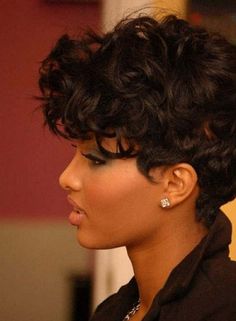 Curly Short Weave (Lola Monroe) Met Hairstyles, American Celebrities, Short Curly Haircuts, Hairstyle Trends, Olivia Munn, Round Faces, Curly Hair Cuts, Short Curly Hair