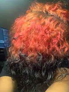 Pink Skunk Hair Curly, Pink And Red Natural Hair, Bright Dyed Curly Hair, Hot Pink Curly Hair, Ynw Melly, Affirmation Board