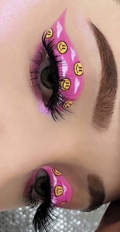 Eye Makeup For Green Eyes, Eye Makeup Inspiration, Eye Makeup Dramatic, False Lashes Natural, Eye Makeup Trends, Eyeliner Eye Makeup, Makeup For Hooded Eyes, Eyes Makeup Tutorial, Crazy Eye Makeup