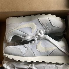 Never Worn, Purchased In Spain, Size 8.5 Pet Free And Smoke Free Home. Please Ask Any Questions In App. Payment In App Only, Will Not Negotiate Outside Of The App. Nike Womens, Box Color, White Nikes, Womens Shoes Sneakers, Gray White, Nike Shoes, Nike Women, Gray Color, Original Box