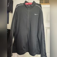 Nwot Nike Dri-Fit Mens Training Jacket- Black W/ White Piping-Large Description 100% Polyester Construction Dri-Fit Technology Nike Black Cotton Outerwear, Black Nike Cotton Outerwear, Nike Cotton Long Sleeve Track Jacket, Nike Sports Jacket, Vintage Nike Jacket, Nike Leather, Sport Jacket Men, Team Jackets, Nike Track Jacket