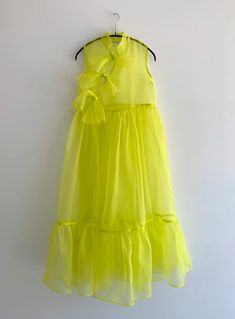 Mae Dress – Kamperett Sheer Green Dress, Organza Dress, Fashionista Clothes, Frock Design, Silk Organza, Henri Bendel, Midi Length Dress