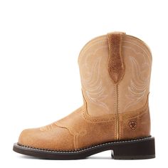 The classic Fatbaby silhouette you love. Ariat Fatbaby, Saddle Pads English, Ariat Boots, Mens Boots Casual, Casual Outerwear, Gear Bag, Western Boot, Stitch Design, The Farm