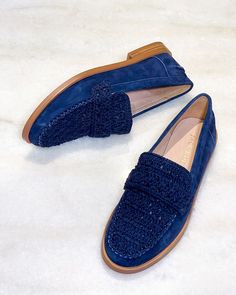 Introducing the Dale Loafer, a timeless shoe with a modern twist. The crochet upper is expertly combined with suede for a trendy appearance. Whether paired with jeans or a flowy skirt, this shoe effortlessly adds style to any outfit. Spring Suede Loafers With Woven Sole, Chic Loafers With Woven Sole For Workwear, Spring Suede Loafers With Brogue Detailing, Timeless Shoes, Skin Line, Jack Rogers, Pig Skin, Flowy Skirt, Spring 2024