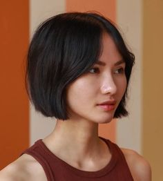 Chin Length Bob for Diamond Shaped Face Diamond Shaped Face Haircut, Diamond Face Haircut, Haircut For Face Shape, Corte Bob