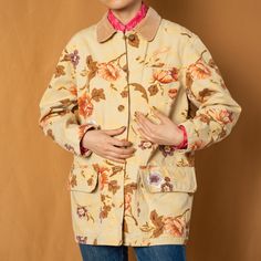 Fits Like S/M (Model 5’4”) Excellent Vintage Condition, Minor Wear Throughout. Cream Floral Print Outerwear For Fall, Vintage Floral Print Outerwear For Work, Mustard Outerwear With Pockets For Spring, Spring Mustard Outerwear With Pockets, Casual Yellow Floral Print Outerwear, Spring Yellow Floral Print Outerwear, Vintage Yellow Cotton Outerwear, Floral Print Jacket, Coats Vintage