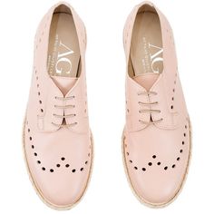 Attilio Giusti Leombruni - Nude leather openwork summer brogues ($215) ❤ liked on Polyvore featuring shoes, oxfords, genuine leather shoes, pattern leather shoes, summer shoes, leather oxfords and balmoral shoes Woven Leather Shoes, Oxford Brogues, Woven Shoes, Nude Shoes, Leather Brogues, Leather Oxford Shoes, Brogue Shoes, Genuine Leather Shoes, Shoe Print