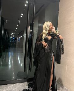 Goth Birthday Dress, Vampire Inspired Dress, Vampire Aesthetic Black Woman, Black Vampire Outfit, Vampiric Dress, Alt Prom Outfits, Goth Prom Outfit, Black Trad Goth