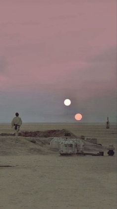 Star Wars Vintage Art, Star Wars Prequel Wallpaper, Star Wars Aethestic, Tatooine Sunset Wallpaper, Star Wars Lockscreen Aesthetic, Star Wars Astethic, Tatooine Tattoo, Star Wars Phone Wallpaper, Star Wars Aesthetic Wallpaper