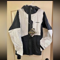 Nwt - Too Small For My Boyfriend But He Wears This Exact Jacket In Medium And Loves It. White Hiking Outerwear For Fall, White Outerwear For Fall Hiking, White Fall Hiking Outerwear, White Techwear Windbreaker For Hiking, Black Long Sleeve Outerwear For Skiing, Ski Snowboard, Shell Jacket, My Boyfriend, Ski And Snowboard