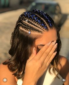 25 Breathtaking Braided Hairstyles That Can Charm Anybody Hairstyles Straight, Jewish Women, Short Braids, Curly Hair Styles Easy, Hairdos For Curly Hair, Women's Hairstyles, Hair Women