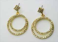 We've do our best to make the photo more close to the real items.     Condition: 100% Brand New & high quality Material：Alloy,Crystal   Color: GOLD Size：1.0 inch (w) x 1.5 inch (L) weight: 0.3 oz  Package includes:  1 Pair Earrings Gold Round Bridal Earrings For Evening, Gold Circular Earrings For Wedding, Wedding Circle Earrings In Metal, Glamorous Gold Round Crystal Earrings, Color Wedding, Drop Earring, Formal Wedding, Free Items, Party Fashion