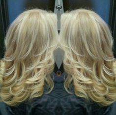 Hairstyles Over 50, Edgy Fashion, Medium Length Hair Styles, Medium Length, Classic Style, Long Hair Styles, Makeup