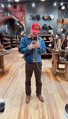 Gavin Adcock, Western Streetwear, Country Fits Men, Cowboy Man Aesthetic, Country Guys Outfits, Vintage Workwear Outfit Men, Mens Vest Outfits, Jeans Jacket Outfit Men, Western Flannel Outfits