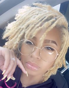 Blonde Starter Locs, Hair Growth Hacks, Dreads Black Women, Rasta Dreadlocks, Locs Black Women, Loc Ideas, Dread Styles, Blonde Dreads, Faux Locs Hairstyles