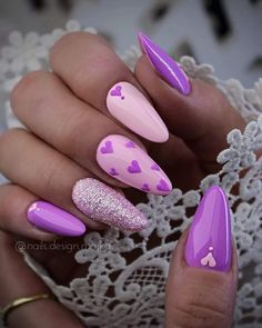 Two Color Nails, Vacation Nail Designs, Girls Nail Designs, Art Deco Nails, Happy Nails, Super Cute Nails, Vacation Nails, Oval Nails