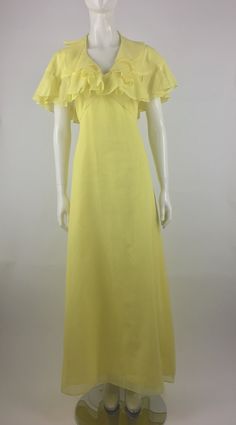 Prom Dresses 70s, 70s Prom Dress, 70s Prom, Halter Dress Summer, Yellow Maxi Dress, Yellow Maxi, Bridesmaid Dress Sizes, Sleeveless Dress Summer, 70s Dress