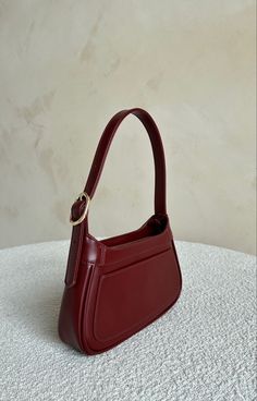 Cheap Handbags Bags For Dresses Outfit, Cute Brown Shoulder Bag, Cherry Red Bag, Red Purse Aesthetic, Bags Aesthetic Outfit, Cute Bags Aesthetic, Red Handbag Outfit, Cute Bags And Purses, Red Accessories Outfit