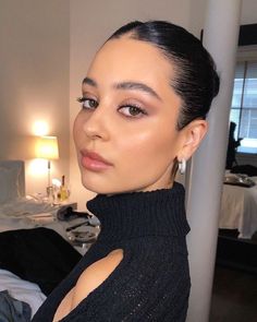 Ivana Santacruz, Make Up Inspo, Pretty Makeup, Cute Makeup, Aesthetic Makeup, Looks Vintage, Dark Hair