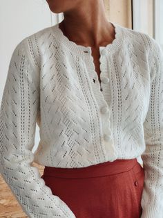 Vanessa cardigan – BERTHIE Crochet Tulip, Mein Style, Feminine Outfit, New Wardrobe, Looks Vintage, Feminine Style, Autumn Winter Fashion, Cardigan Sweater, Knit Cardigan