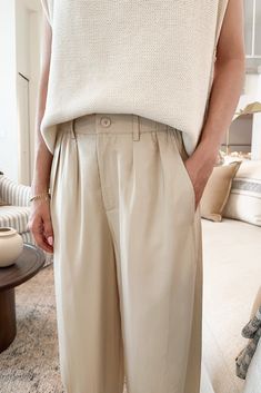 The Laney Tencel Tapered Pants in Natural are so lightweight and ready to be paired with your favorite summer blouse. Featuring pleated details, natural color, side and back pockets, tapered silhouette, half elastic waistband, zipper closure and a true to size fit. Style these amazing pants with a white tee or knit blouse! Details & Sizing Pleated details Natural color Side and back pockets Tapered silhouette Zipper Half elastic waist True to size fit Gabriella is wearing a size S Sizing S Waist Half Elastic Waistband, Blouse Details, Knit Blouse, Summer Blouse, Summer Blouses, Sock Shop, Tapered Pants, Casual Trousers, Sweater Set