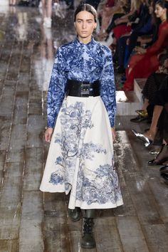 Christian Dior Resort 2019 Paris Collection - Vogue Fashion Week Dresses, Maria Grazia Chiuri, Work Clothes