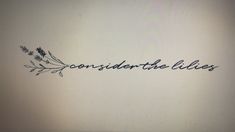 the word considente lies written in cursive writing on a white wall